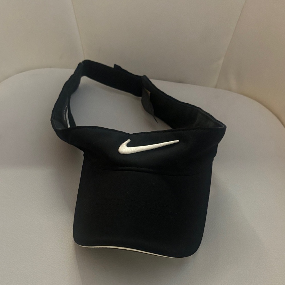 Nike Black Sports Visor